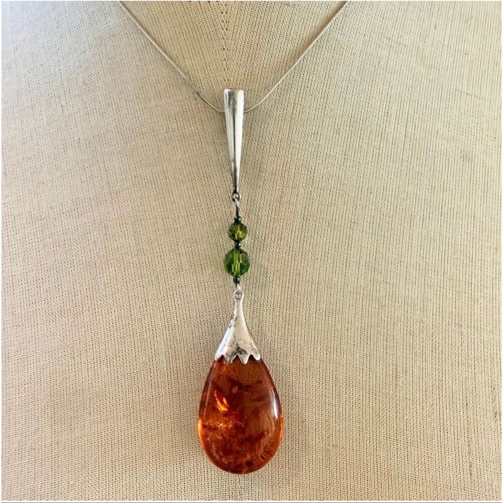 Italy V8 Genuine Amber Sterling Silver Pendant Necklace